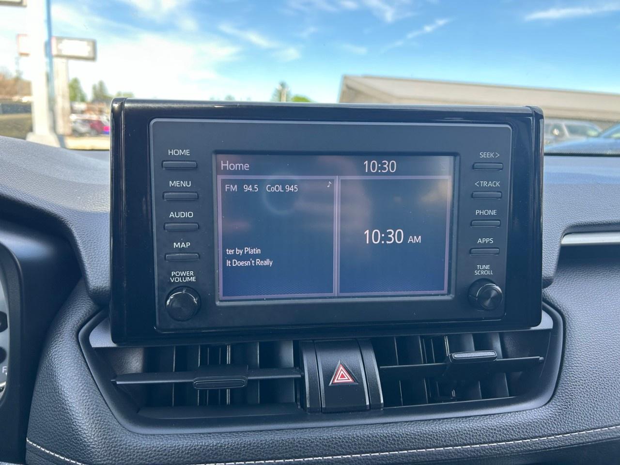 2021 Toyota RAV4 XLE AWD Photo