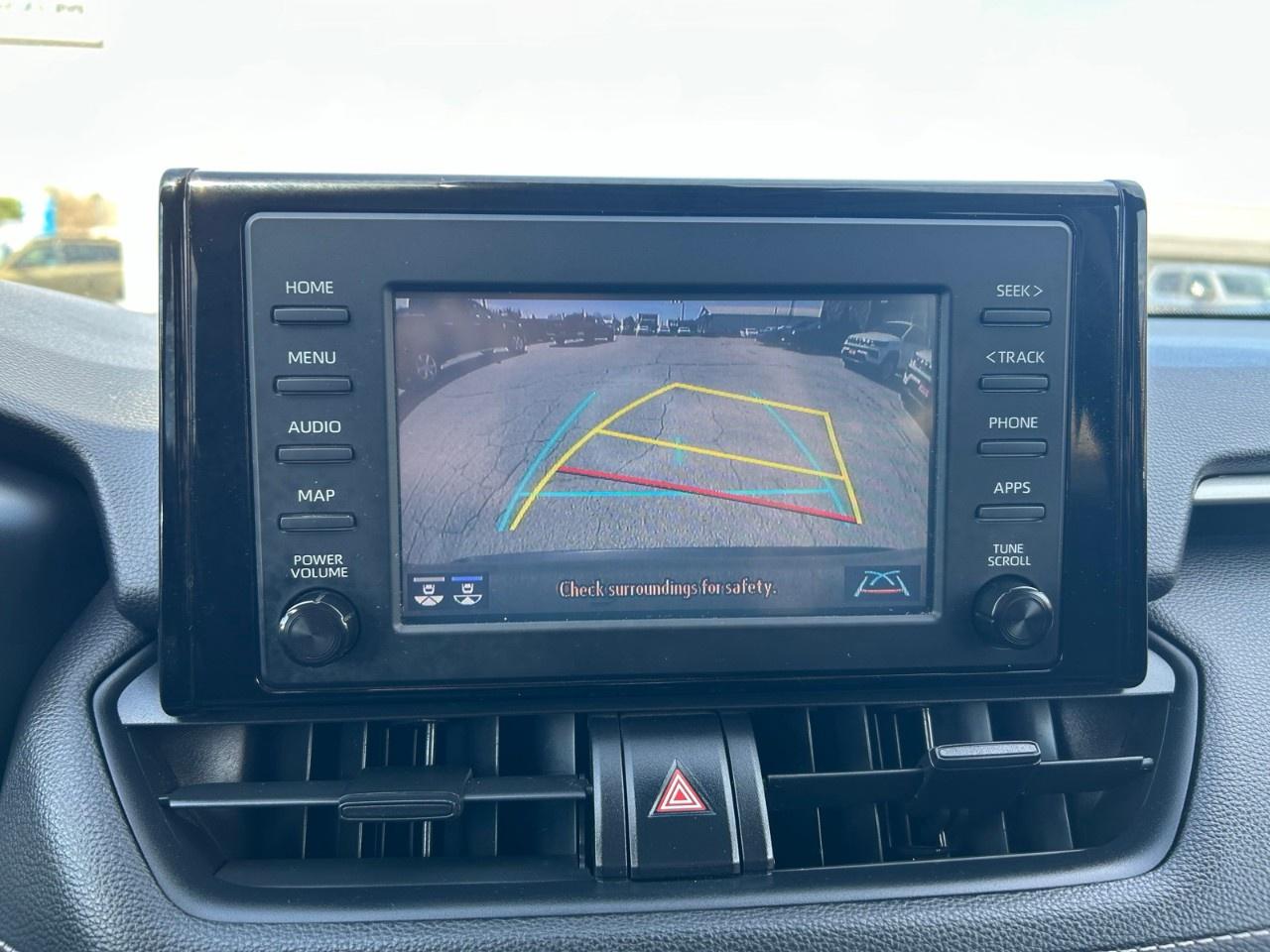 2021 Toyota RAV4 XLE AWD Photo