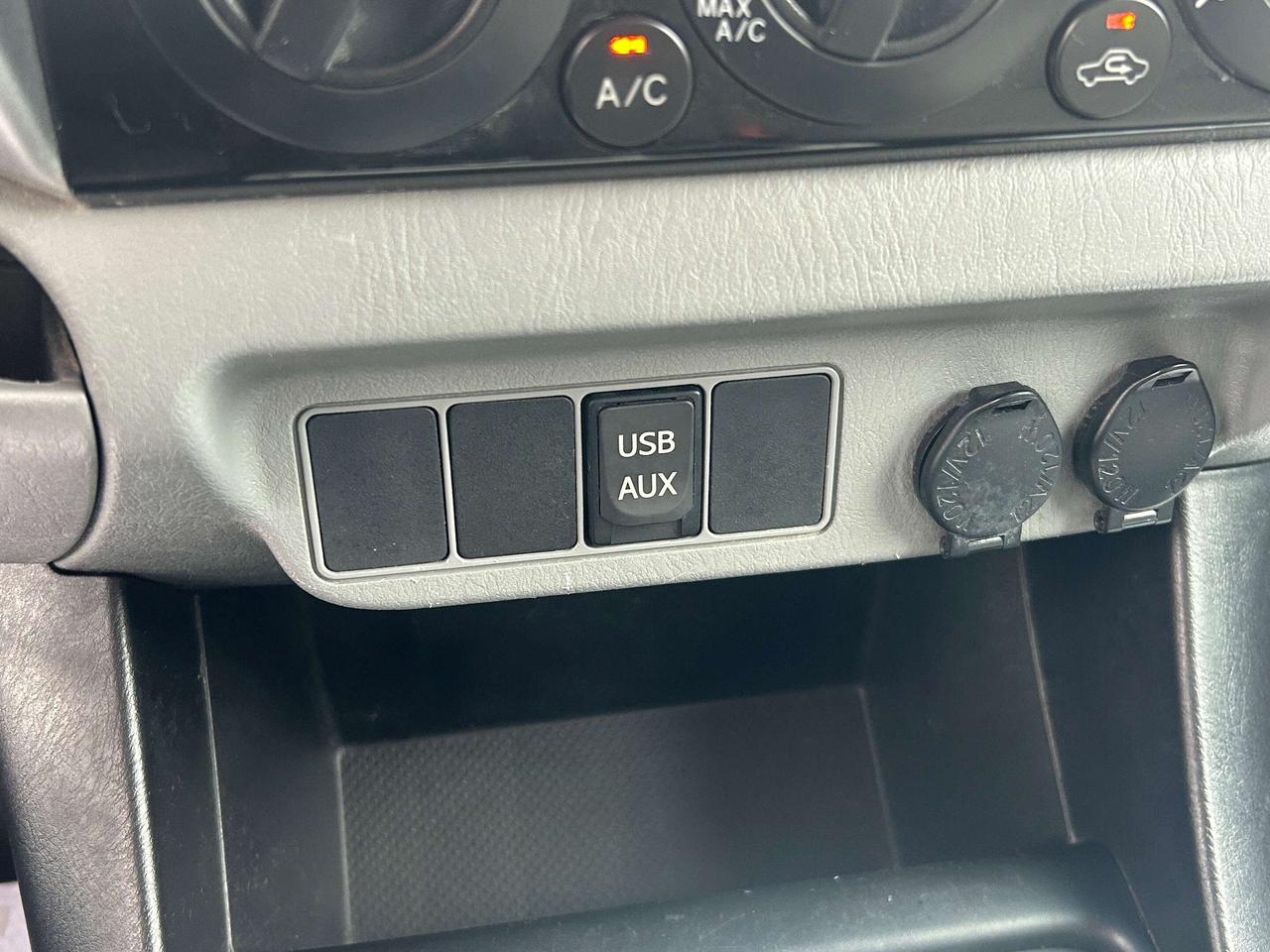 2012 Toyota Tacoma 2012 Toyota Tacoma **Call Picton 613-476-2188 Photo