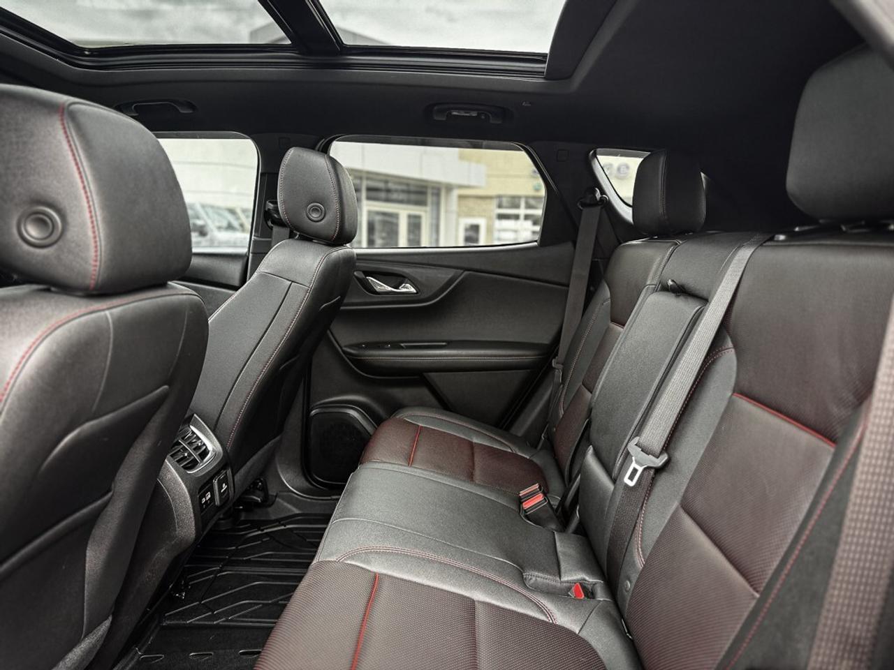 2025 Chevrolet Blazer RS   PANO ROOF   HEATED/VENTED LEATHER   CARPLAY Photo