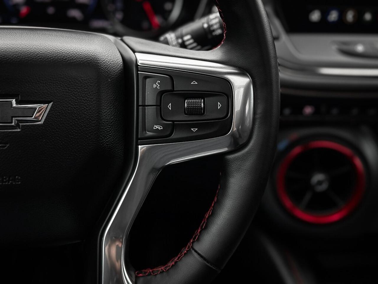 2025 Chevrolet Blazer RS   PANO ROOF   HEATED/VENTED LEATHER   CARPLAY Photo