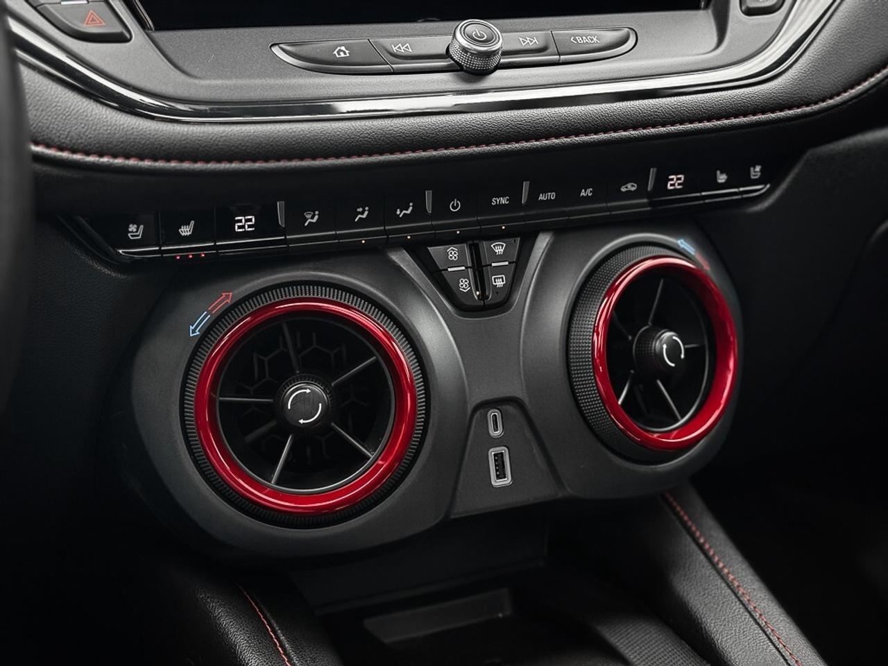 2025 Chevrolet Blazer RS   PANO ROOF   HEATED/VENTED LEATHER   CARPLAY Photo