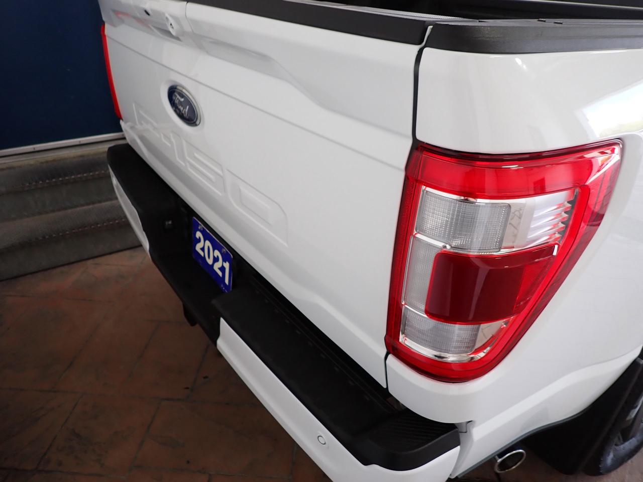 2021 Ford F-150 LARIAT SUPERCREW LEATHER NAVI SUNROOF 5.5 BOX 4WD Photo