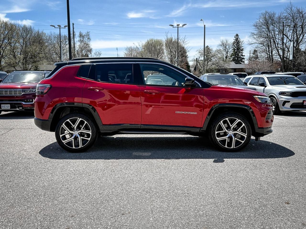 2024 Jeep Compass Limited   ELITE EXTERIOR GROUP   DRIVER ASSIST GRO Photo3