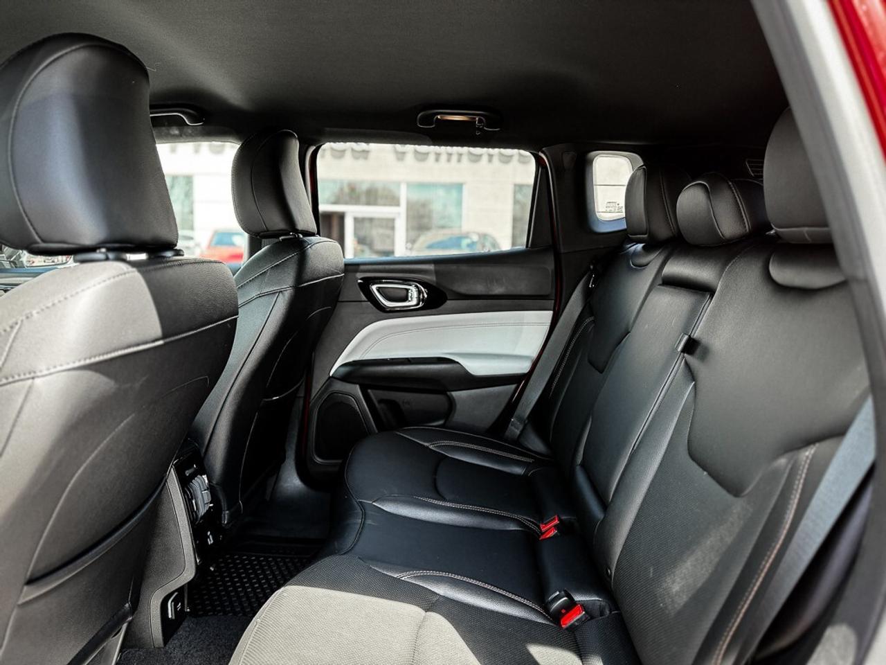 2024 Jeep Compass Limited   ELITE EXTERIOR GROUP   DRIVER ASSIST GRO Photo
