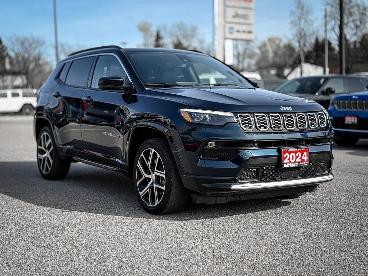 2024 Jeep Compass Limited   ELITE EXTERIOR GROUP   PANO ROOF   ALPIN Photo2