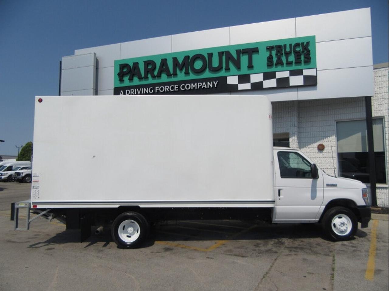 2023 Ford Super Duty E-450 DRW CUBE VAN 16FT HIGH BOX & NEW POWER LIFTGATE Photo