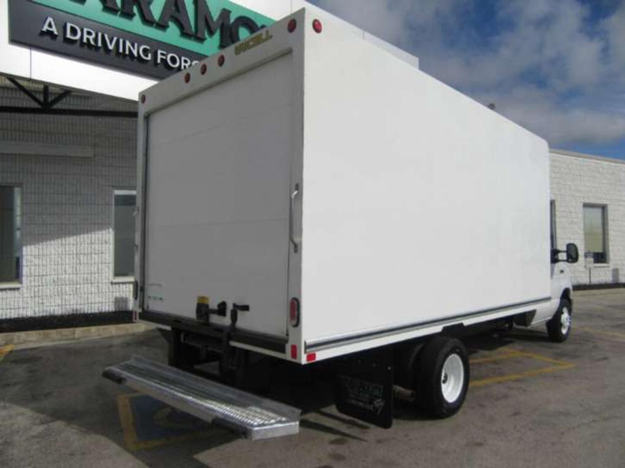 2025 Ford E-450 GAS 16FT HIGH BOX CUBE VAN WITH ROLL OUT RAMP Photo2