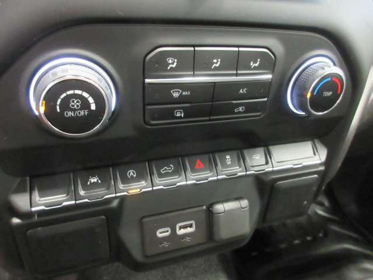 2024 Chevrolet 1500 2WD, 5.3L V8, REG CAB LONG BOX, A/C, APPLE/ANDROID Photo