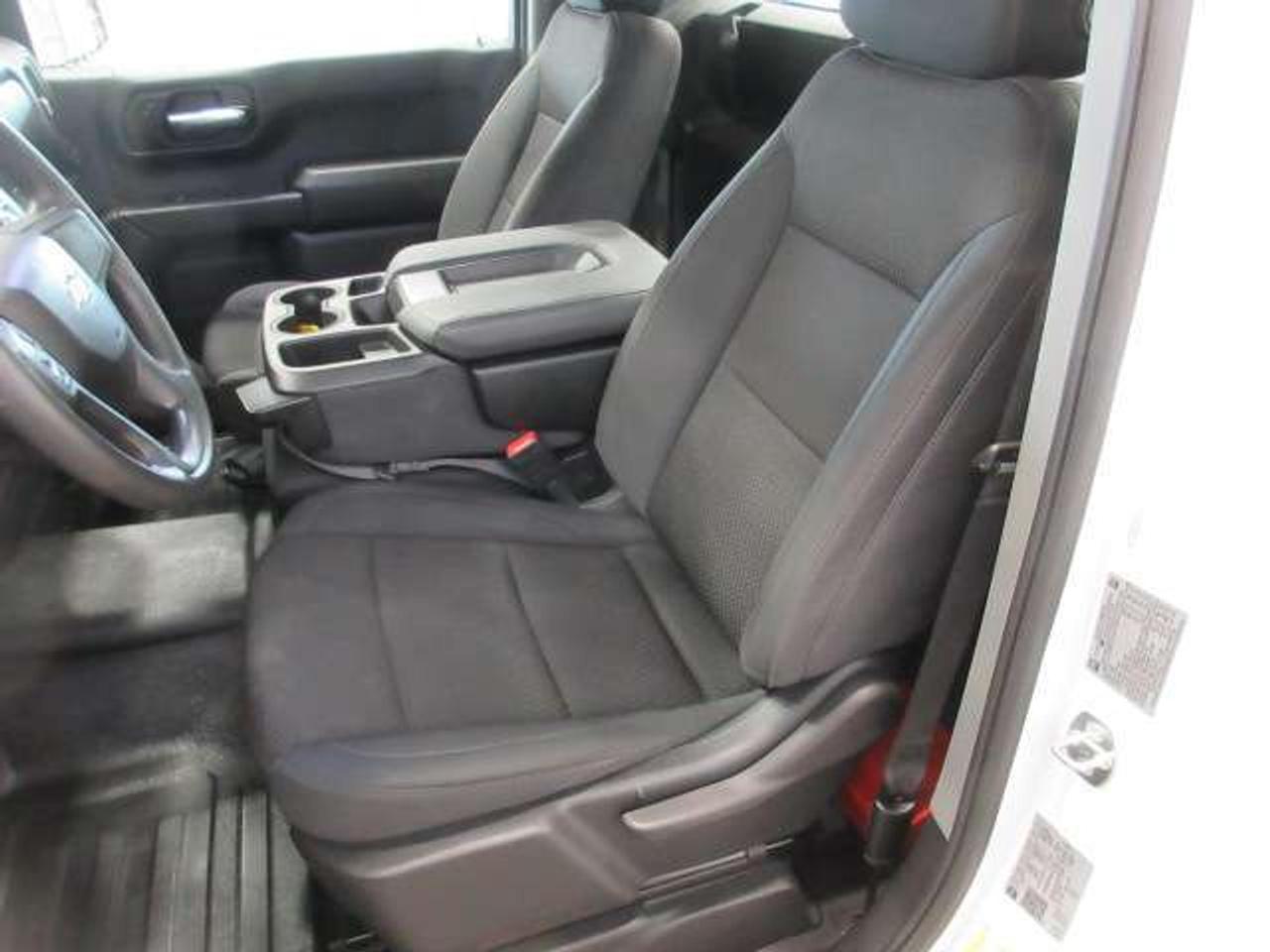2024 Chevrolet 1500 2WD, 5.3L V8, REG CAB LONG BOX, A/C, APPLE/ANDROID Photo