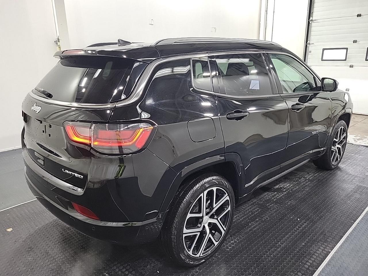 2024 Jeep Compass Limited   ELITE EXTERIOR GROUP   DRIVER ASSIST GRO Photo