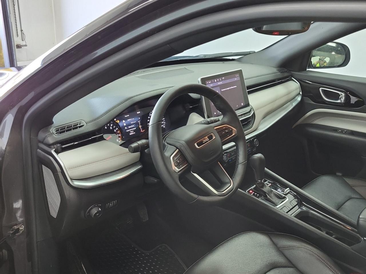 2024 Jeep Compass Limited   LANE KEEP   BLINDSPOT   REMOTE START   H Photo