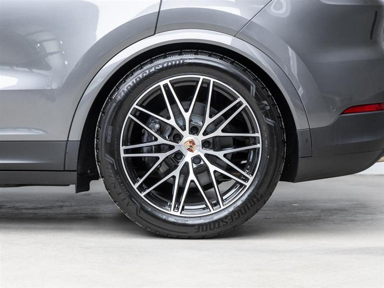 2026 Porsche Cayenne  Photo