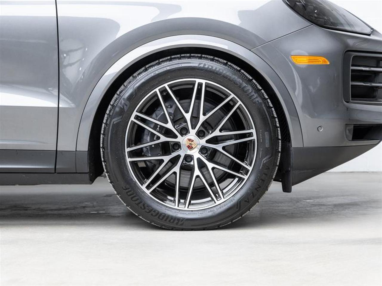 2026 Porsche Cayenne  Photo