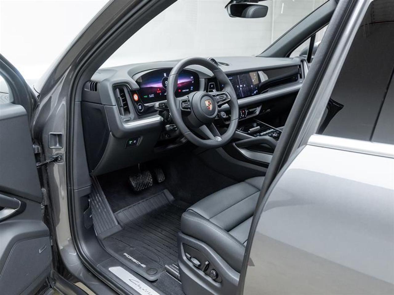 2026 Porsche Cayenne  Photo