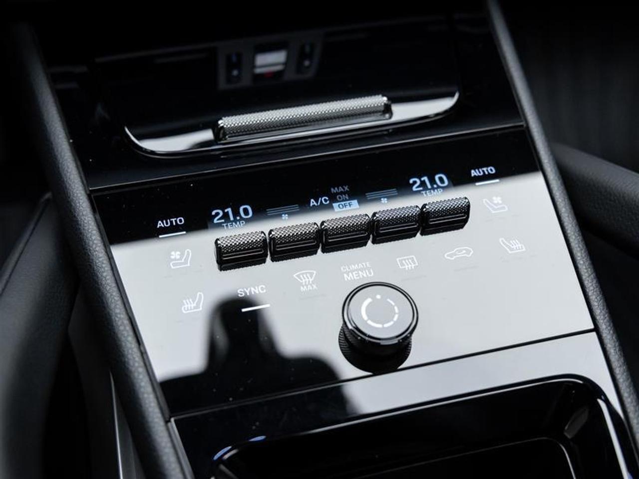 2026 Porsche Cayenne  Photo