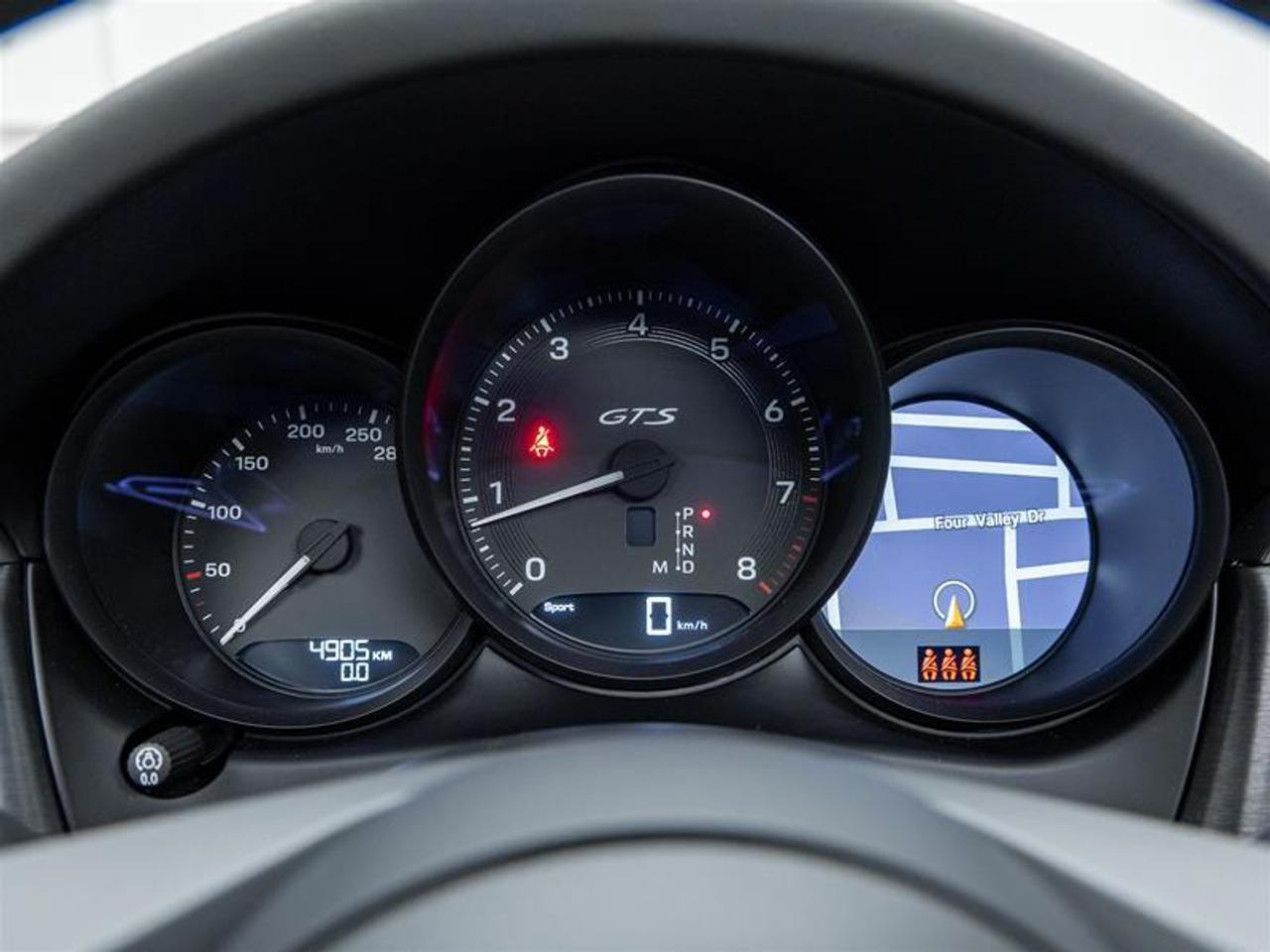 2026 Porsche Macan  Photo