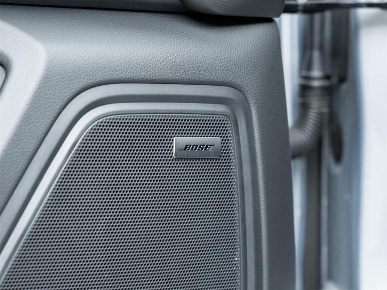 2026 Porsche Macan  Photo