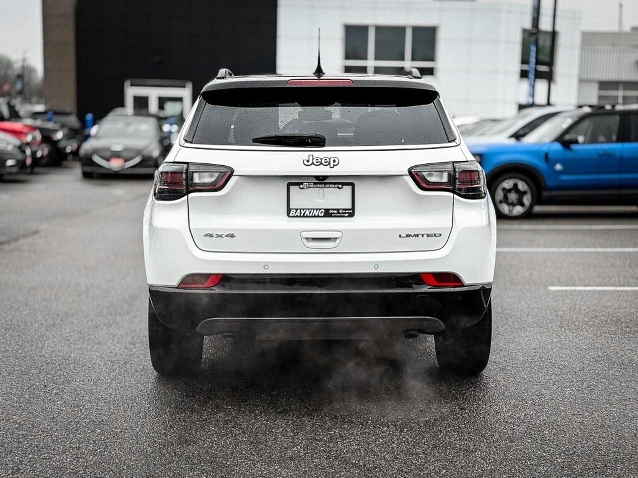 2024 Jeep Compass Limited   ELITE EXTERIOR GROUP   PANO ROOF   ALPIN Photo