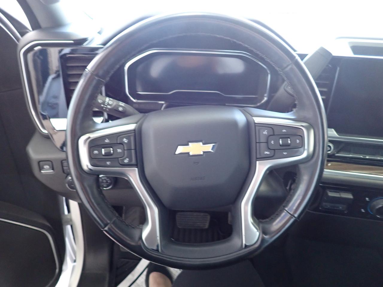 2025 Chevrolet SILVERADO 2500HD LT 4WD CREW CAB NAVI 6'4 BOX Photo