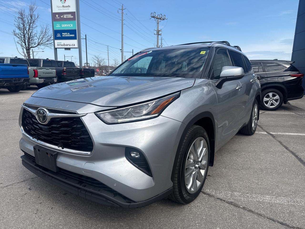 2021 Toyota Highlander Limited 4dr All-Wheel Drive Photo2