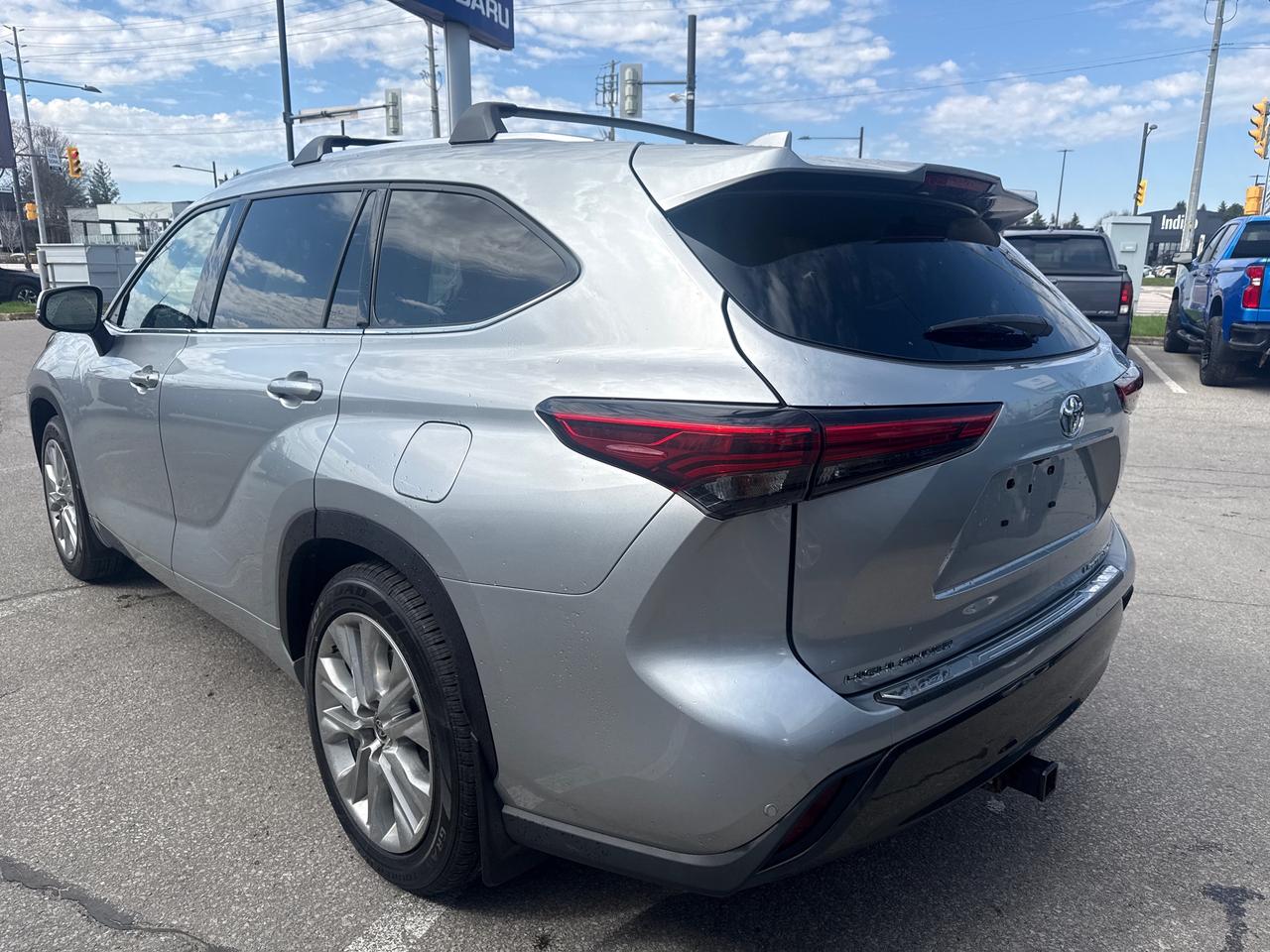 2021 Toyota Highlander Limited 4dr All-Wheel Drive Photo