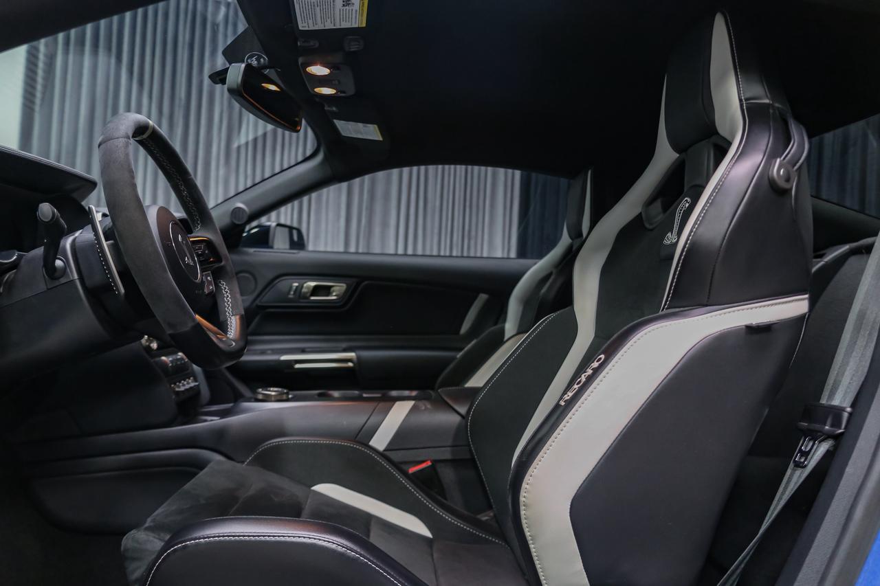 2021 Ford Mustang SHELBY GT500 CARBON TRACK PKG 760HP PAINTEDSTRIPES Photo