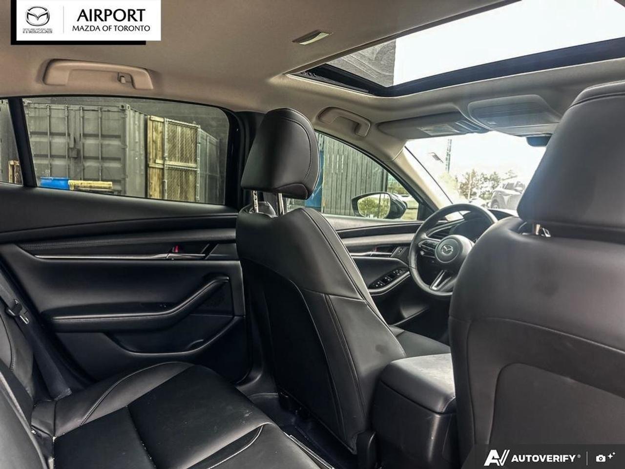 2025 Mazda MAZDA3 GS 1Owner  No Accident  Luxury Package  Leather  S Photo