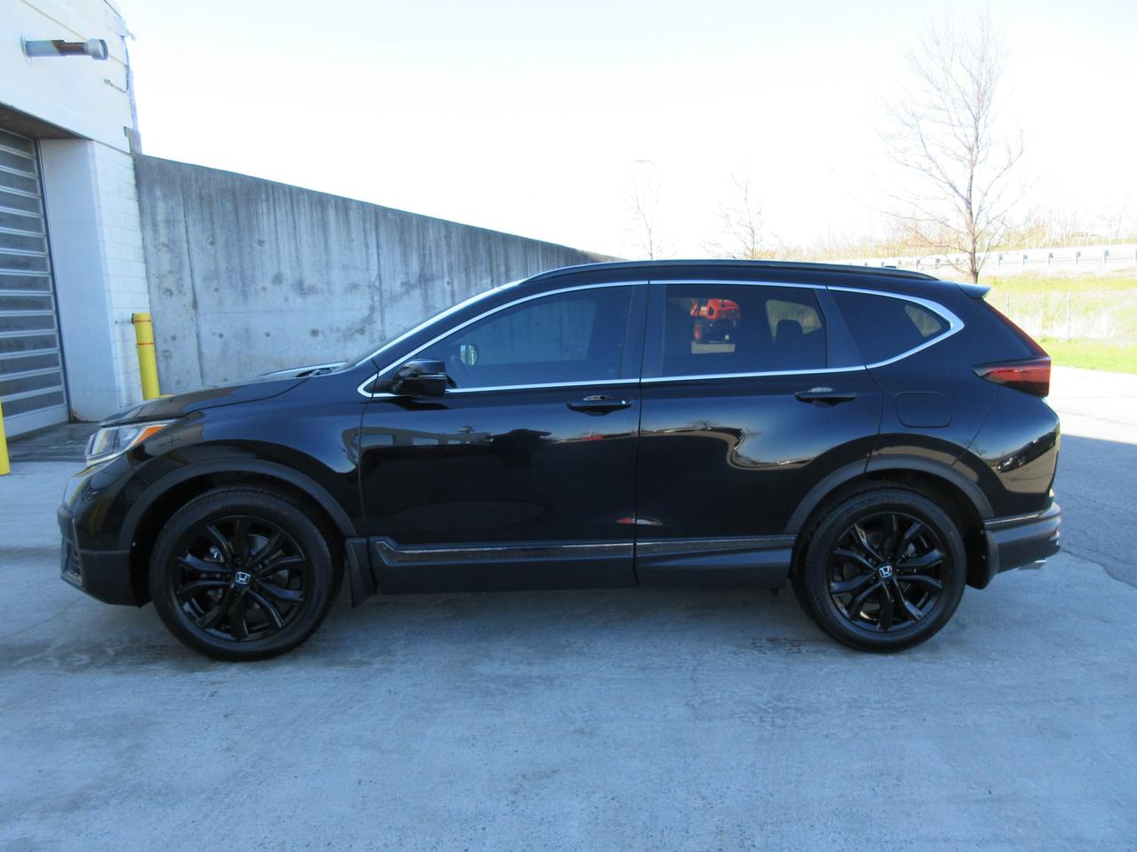 2022 Honda CR-V Black Edition 4dr All-Wheel Drive Photo