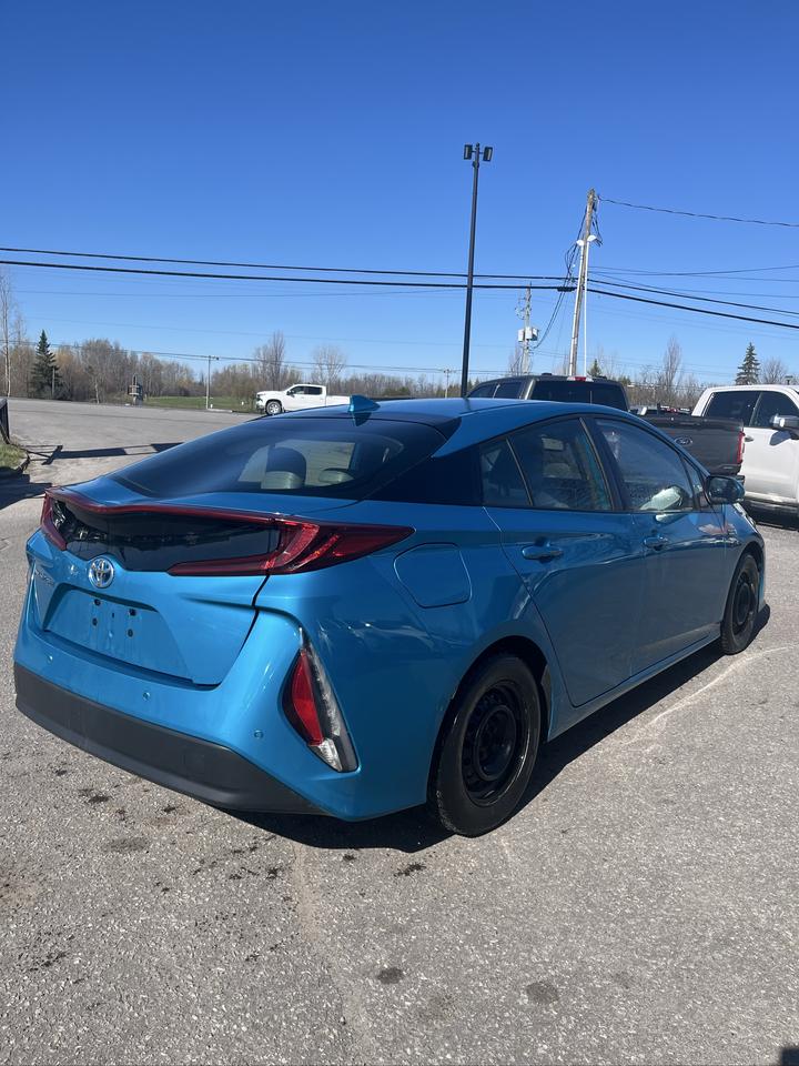 2021 Toyota Prius Prime Upgrade Photo