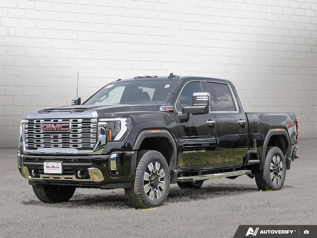 2025 GMC SIERRA 2500HD 4WD Crew Cab Standard Box Denali Photo0