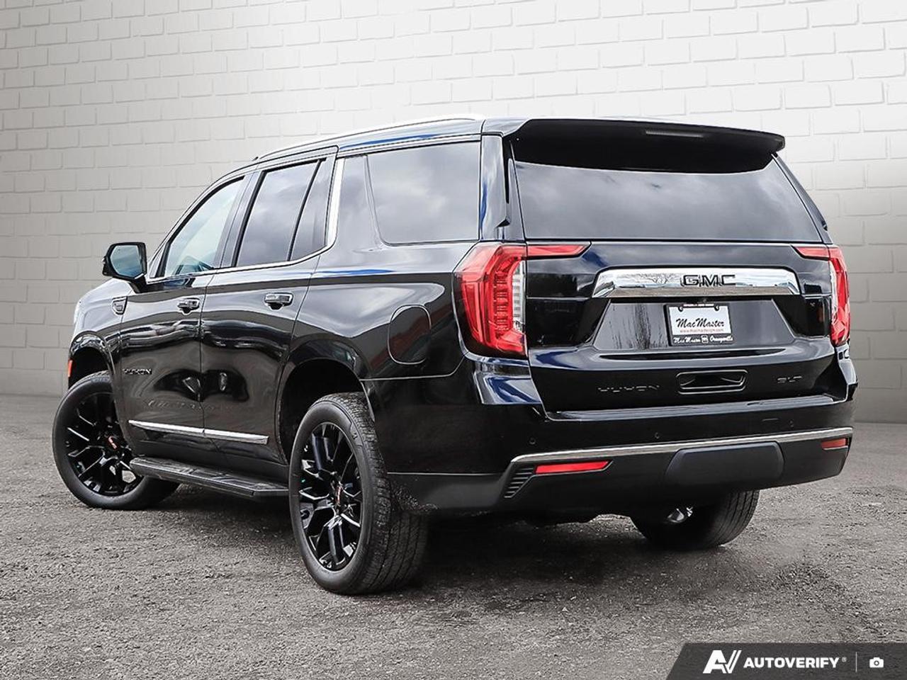 2023 GMC Yukon 4WD 4DR SLT Photo