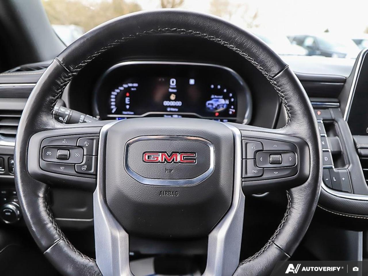 2023 GMC Yukon 4WD 4DR SLT Photo