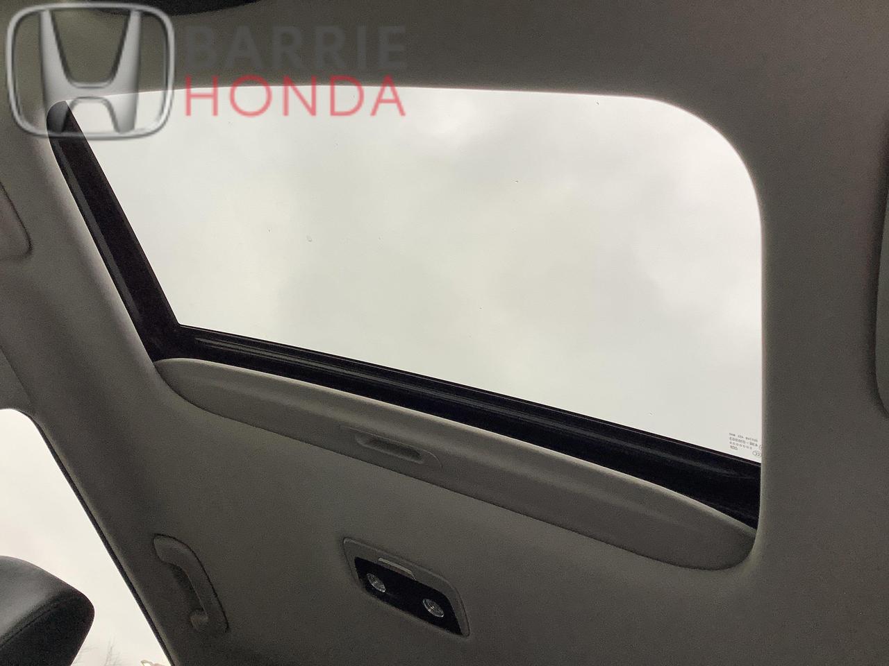 2022 Kia Seltos EX 4dr All-Wheel Drive Photo3