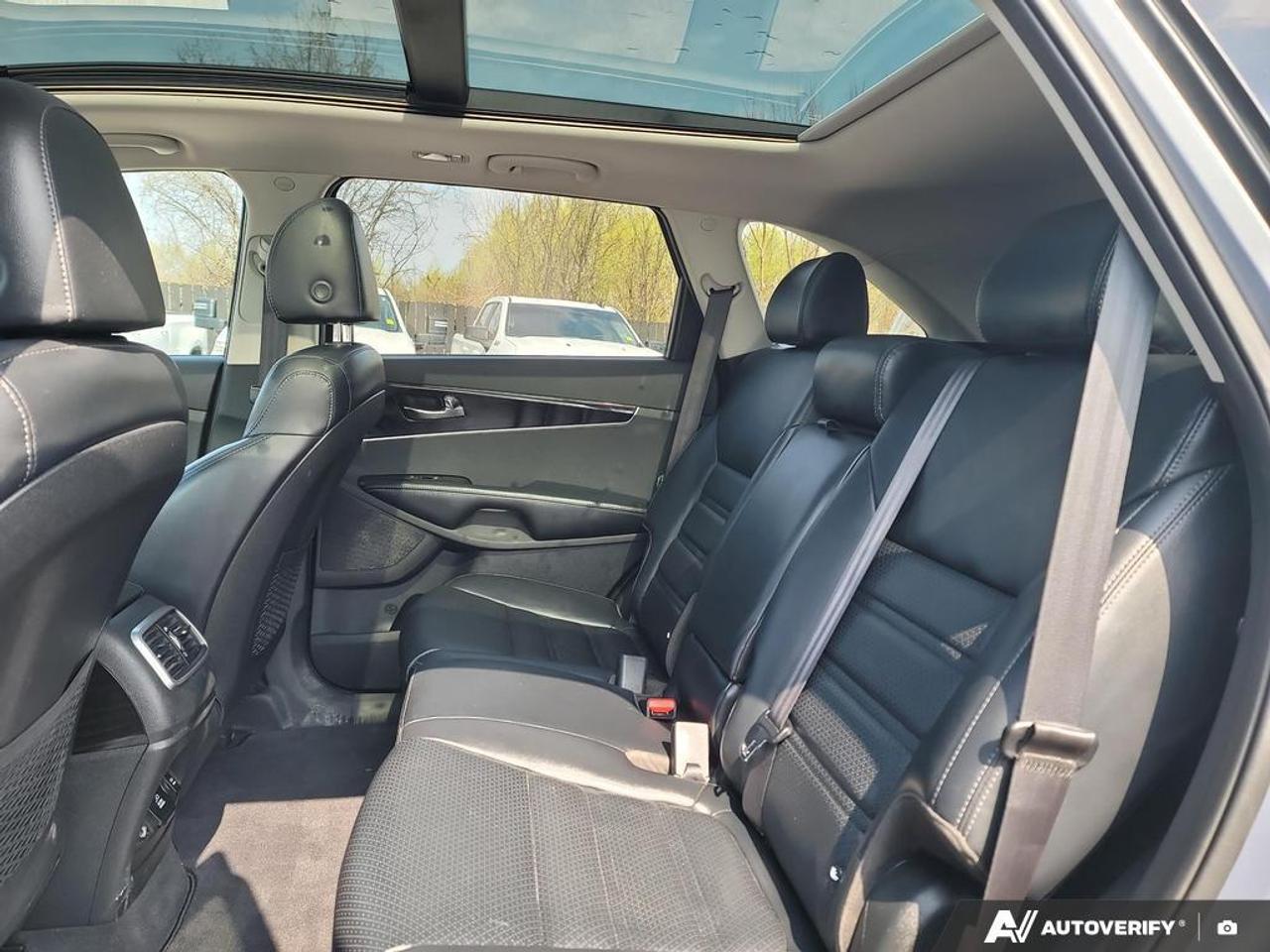 2020 Kia Sorento 3.3L EX SUNROOF   SMART DEVICE INTEGRATION   LANE Photo