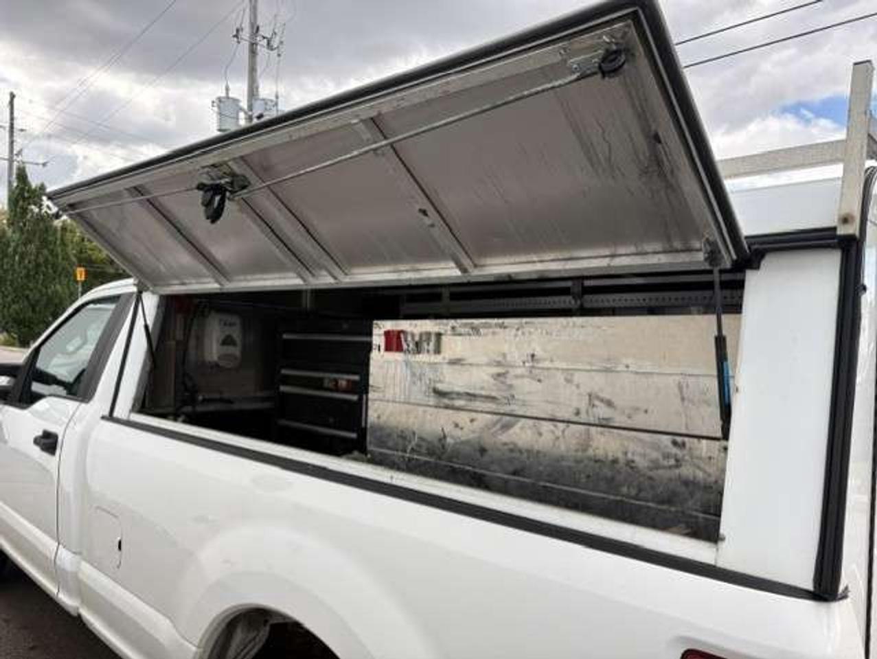 2017 Ford F-250 XL REGULAR CAB-LONG BOX-CAP-BED SLIDE-1 OWNER Photo