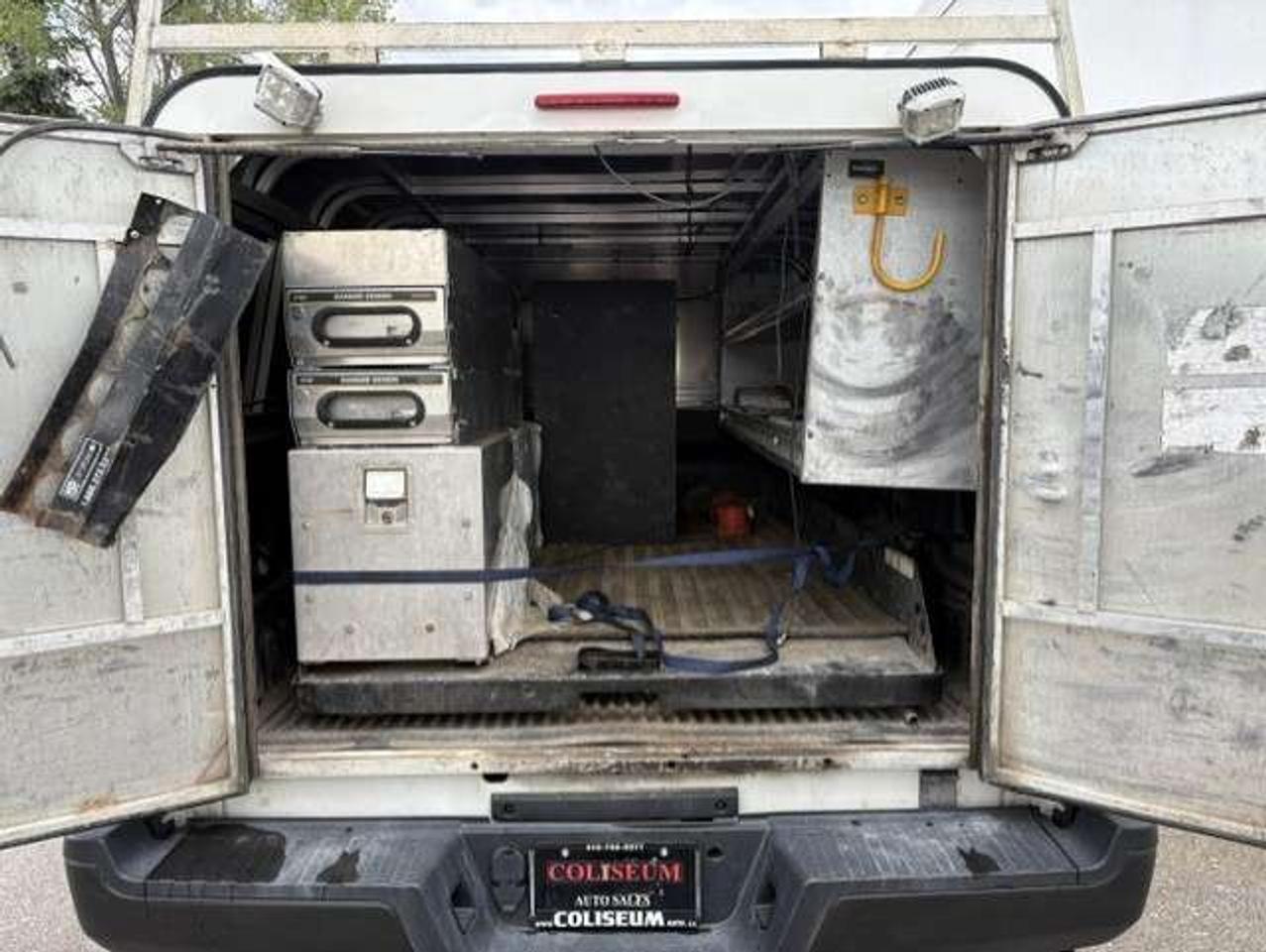 2017 Ford F-250 XL REGULAR CAB-LONG BOX-CAP-BED SLIDE-1 OWNER Photo