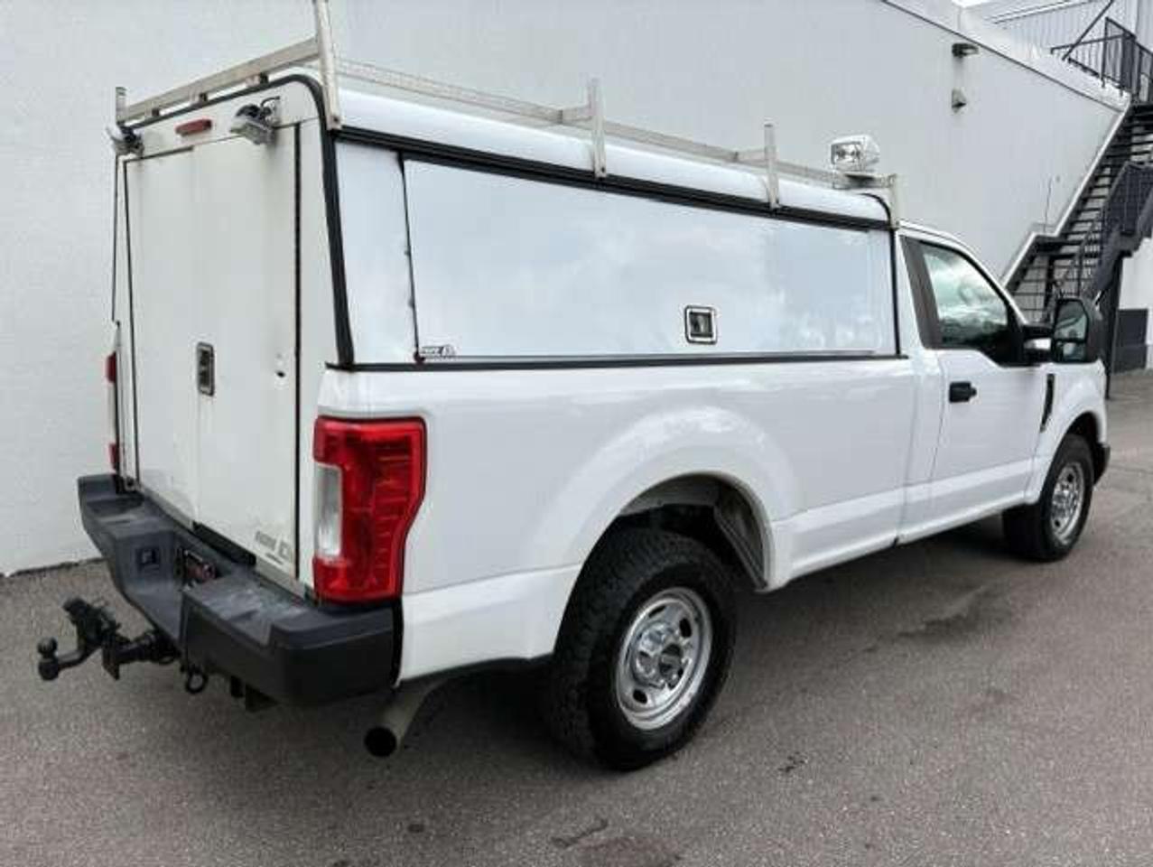 2017 Ford F-250 XL REGULAR CAB-LONG BOX-CAP-BED SLIDE-1 OWNER Photo