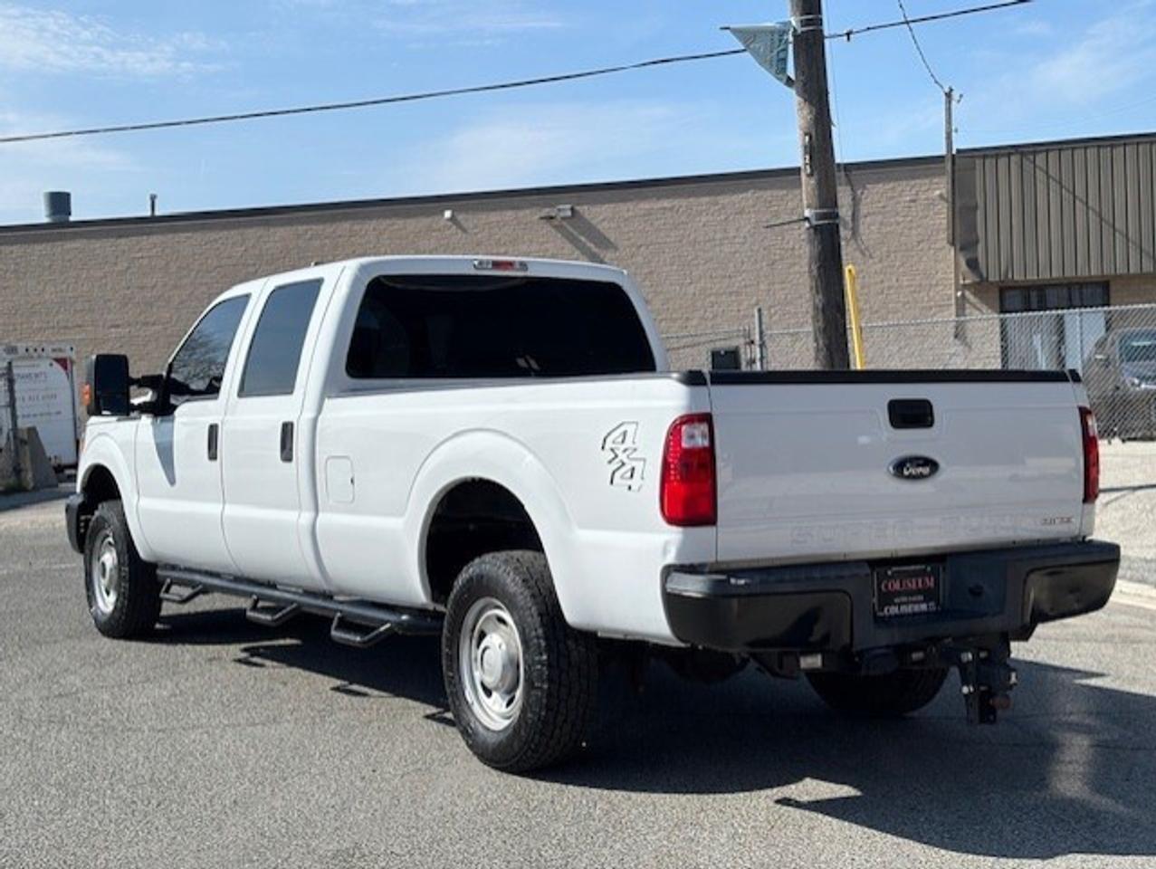 2014 Ford F-250 4WD CREW CAB-LONG BOX-1 OWNER-ONLY 114KM-WINCH!! Photo