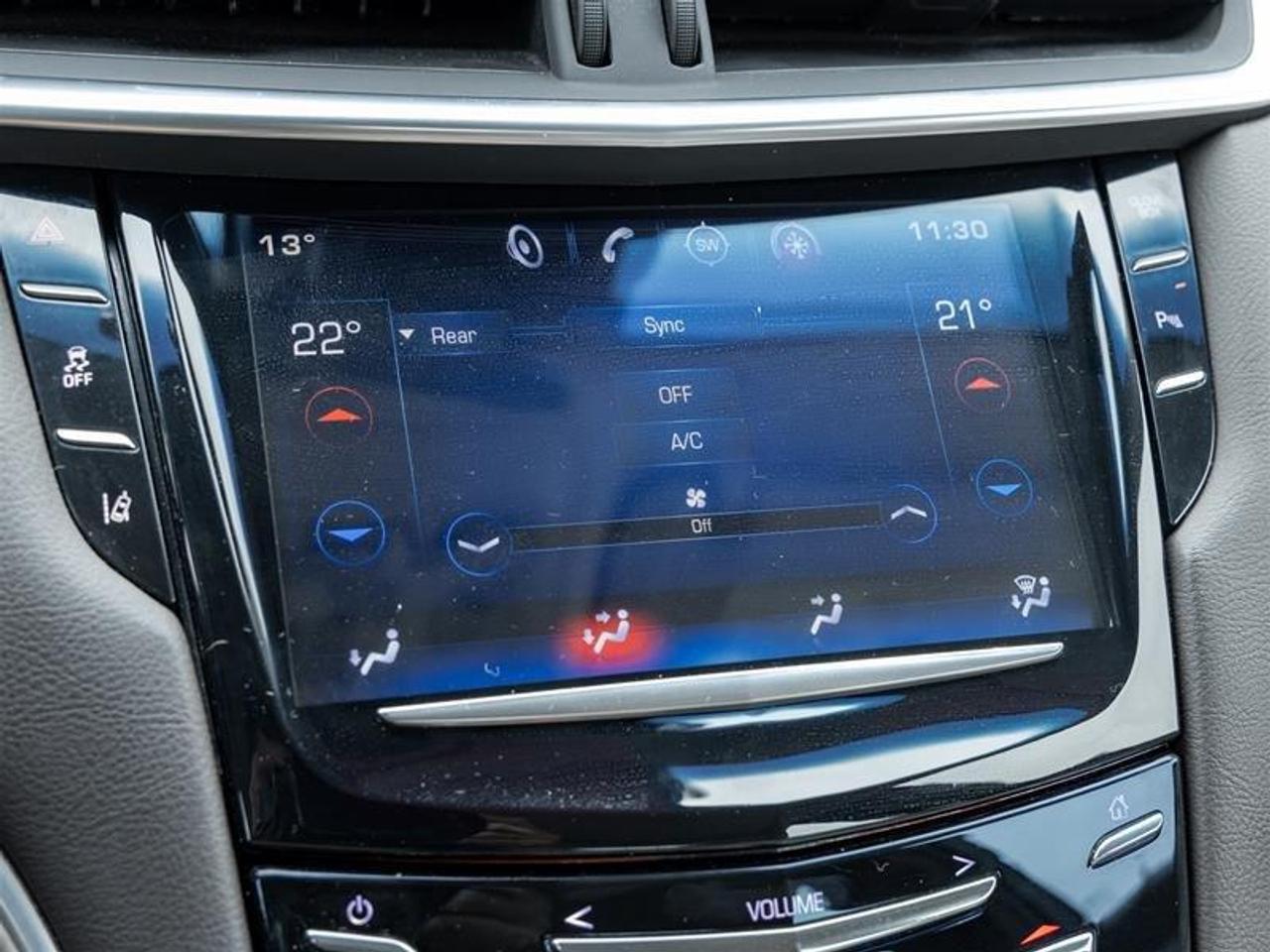 2015 Cadillac XTS Premium 4dr All-Wheel Drive Sedan Photo