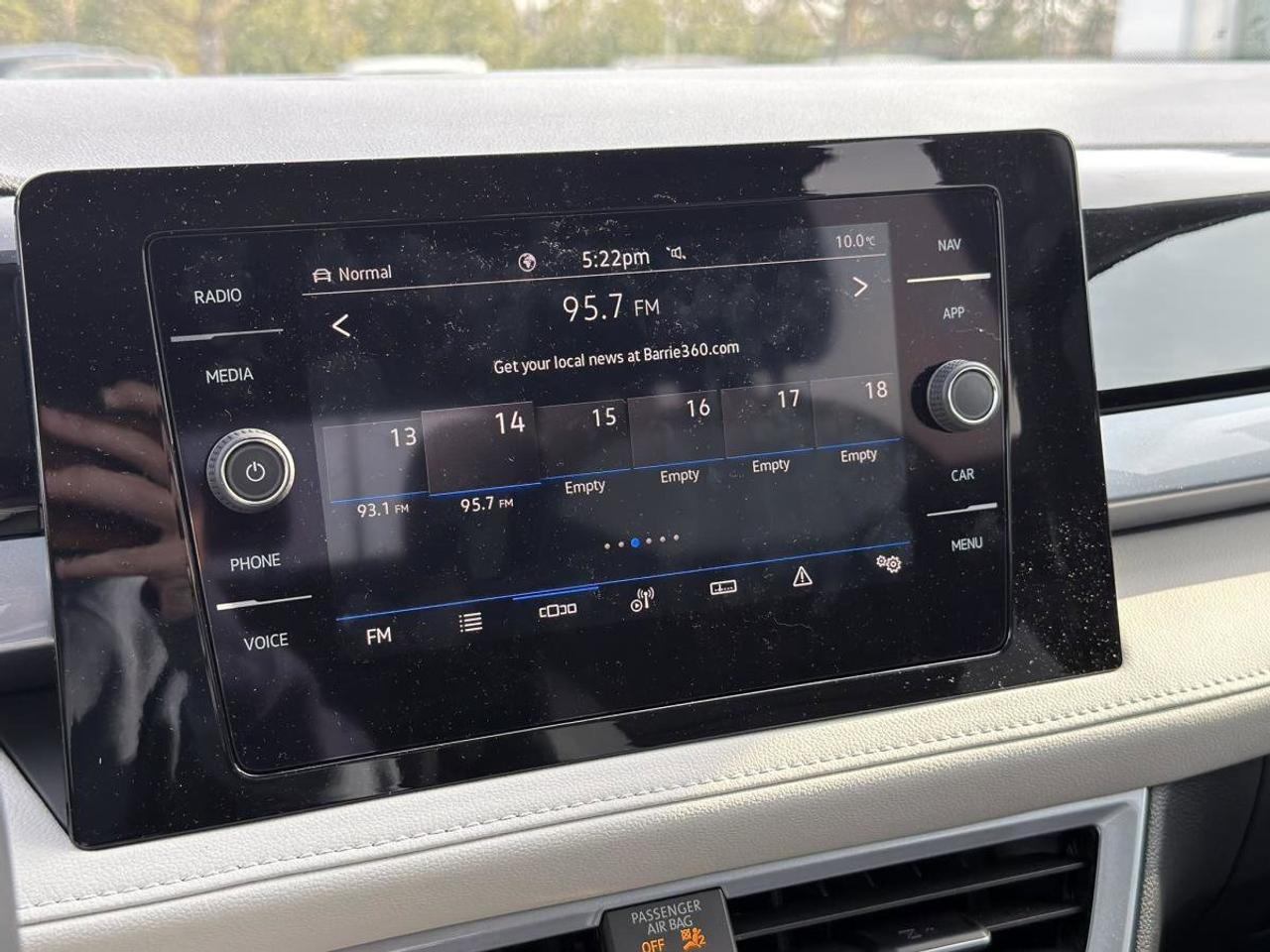 2025 Volkswagen Taos  Photo