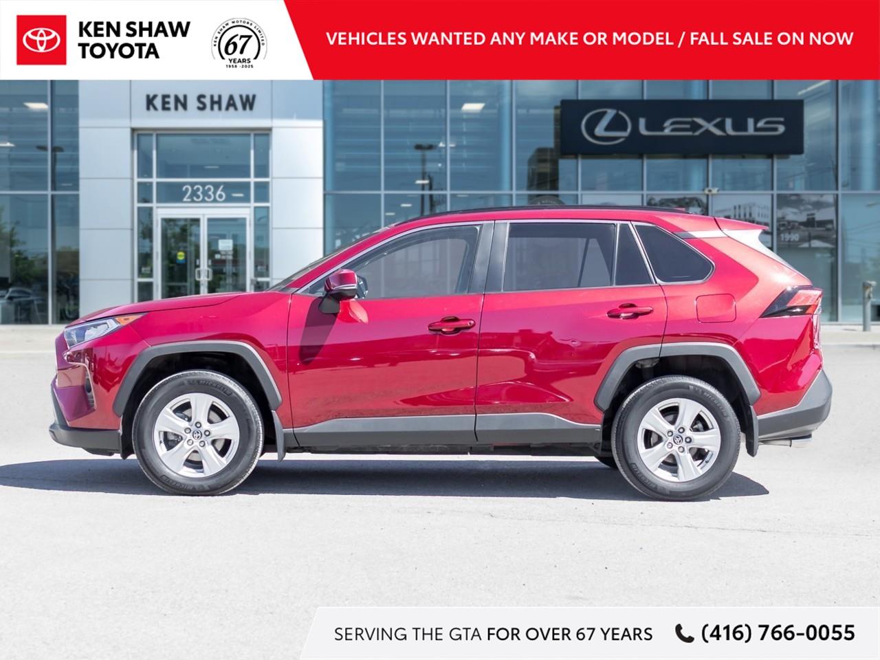 2021 Toyota RAV4 XLE 4dr Front-wheel Drive Photo2