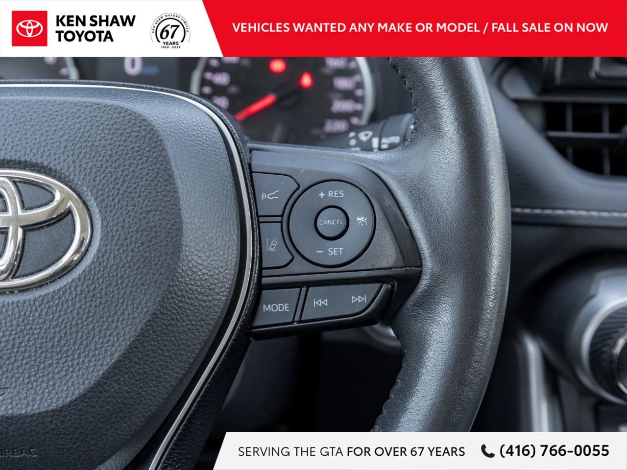 2021 Toyota RAV4 XLE 4dr Front-wheel Drive Photo