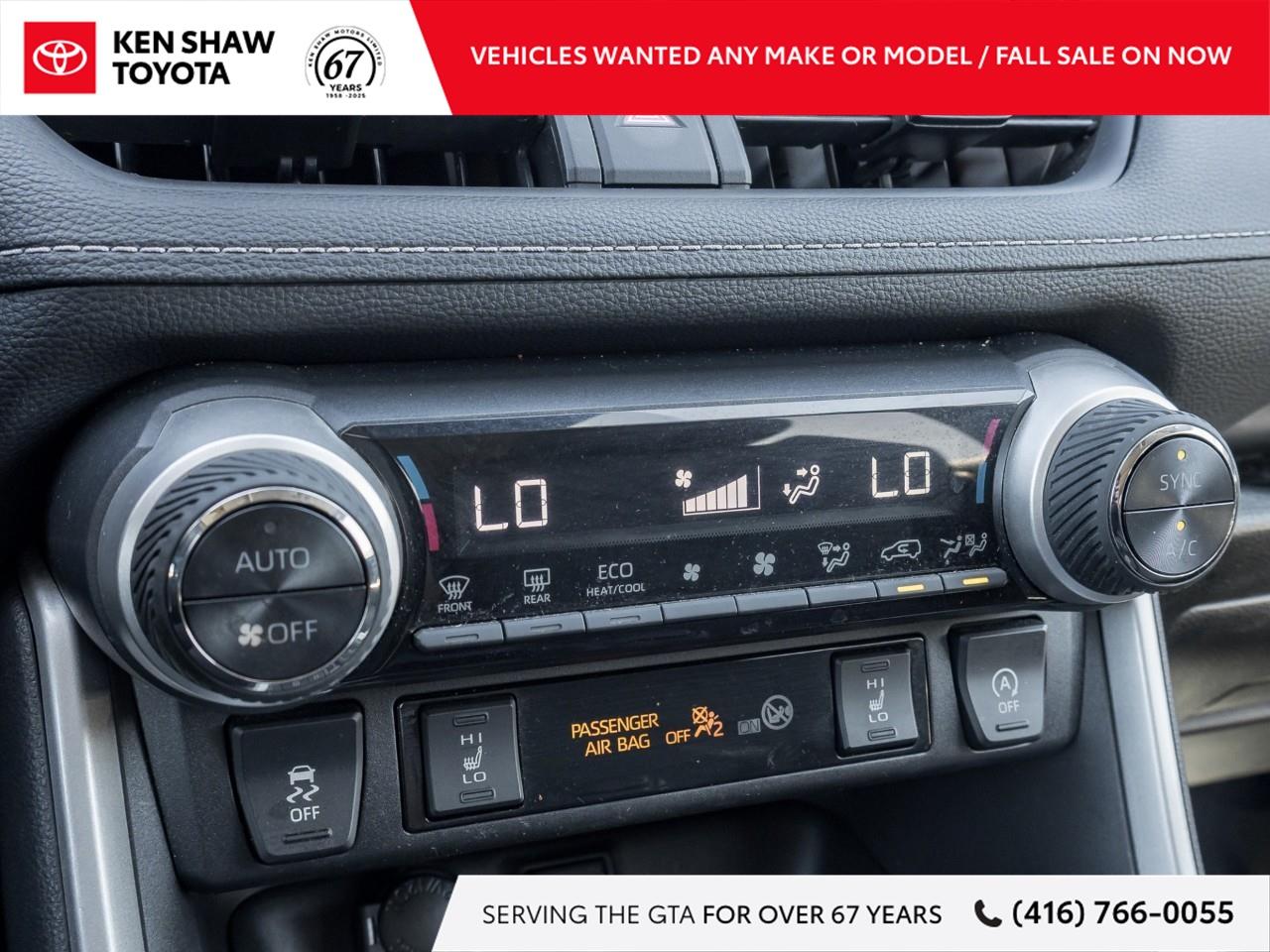 2021 Toyota RAV4 XLE 4dr Front-wheel Drive Photo