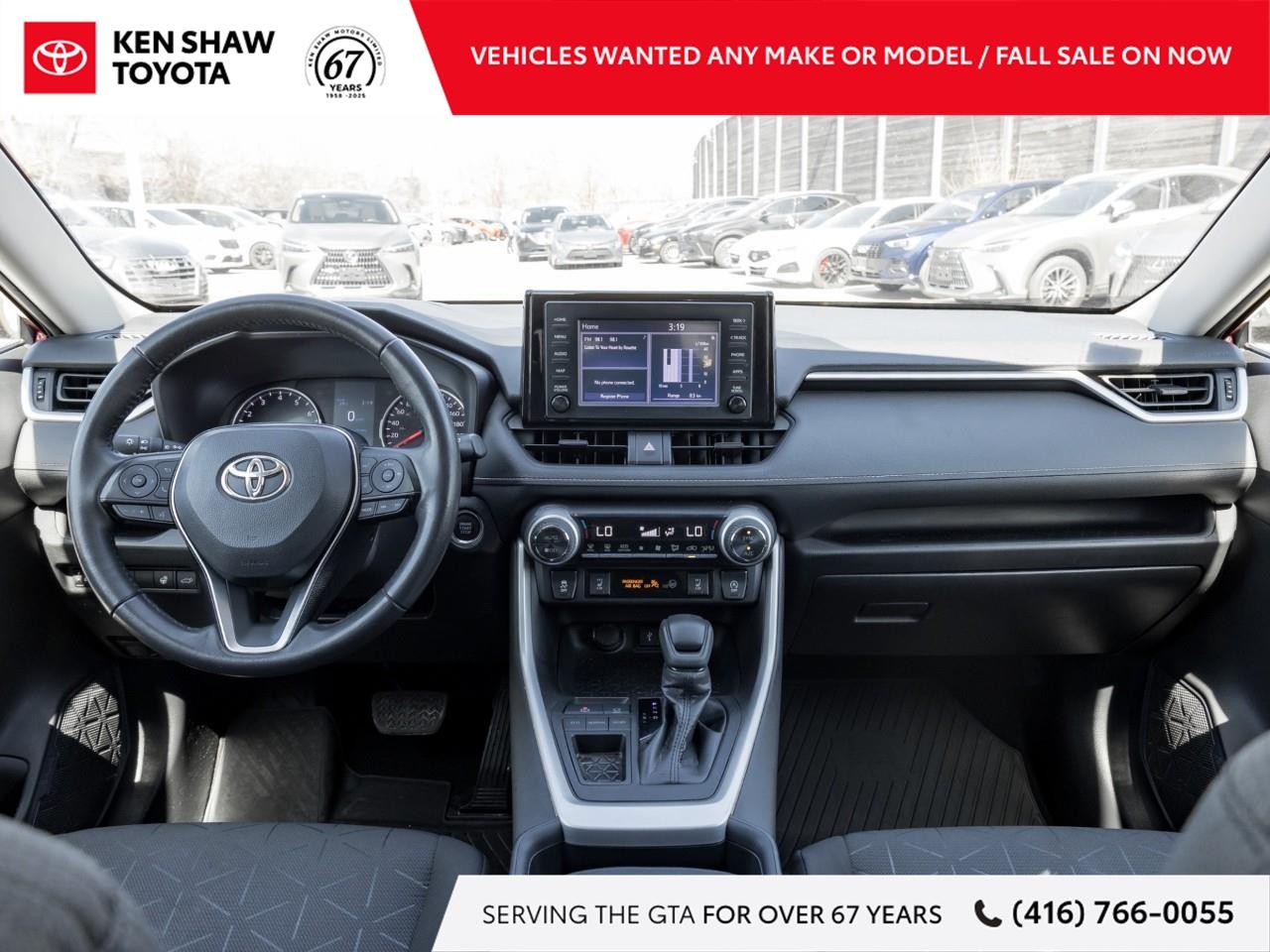 2021 Toyota RAV4 XLE 4dr Front-wheel Drive Photo