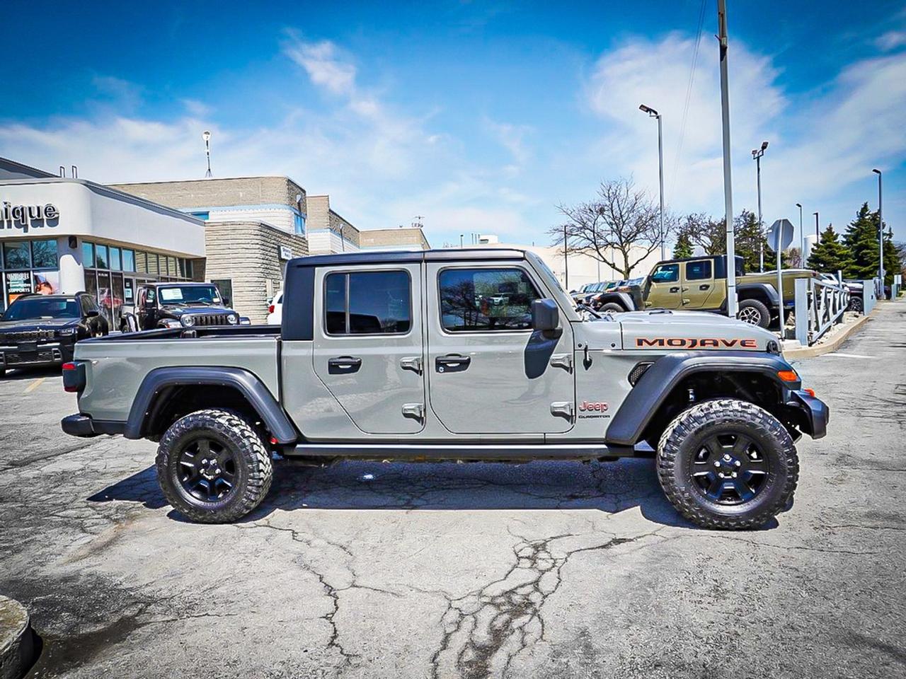 2022 Jeep Gladiator  Photo