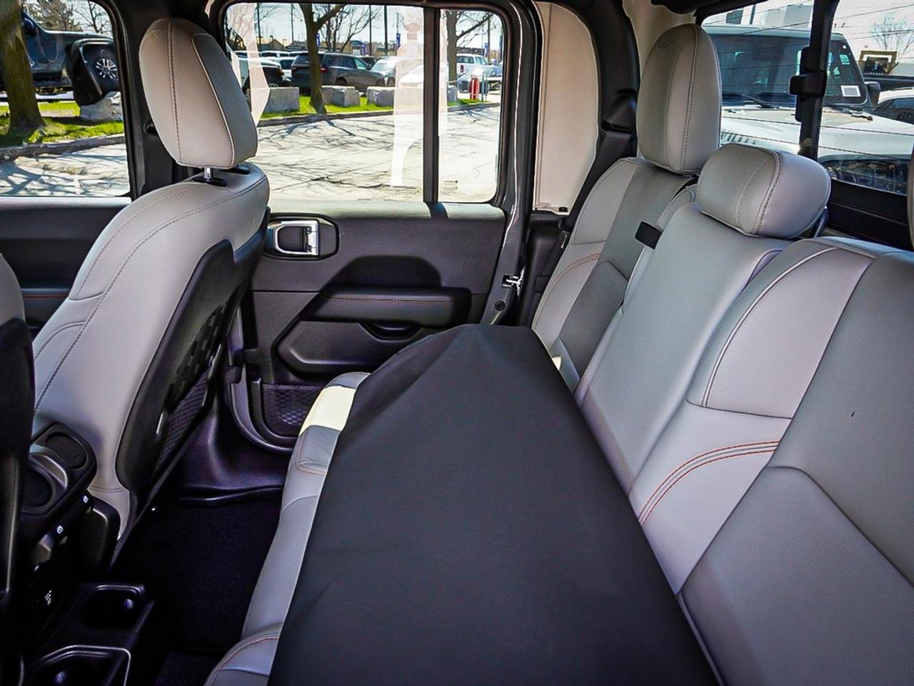 2022 Jeep Gladiator  Photo