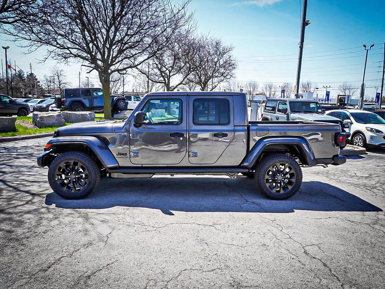 2026 Jeep Gladiator  Photo