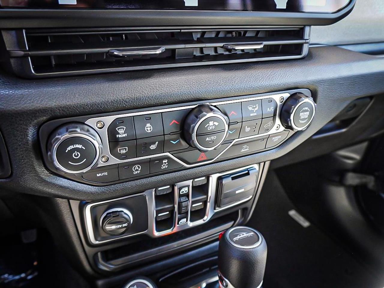 2026 Jeep Gladiator  Photo