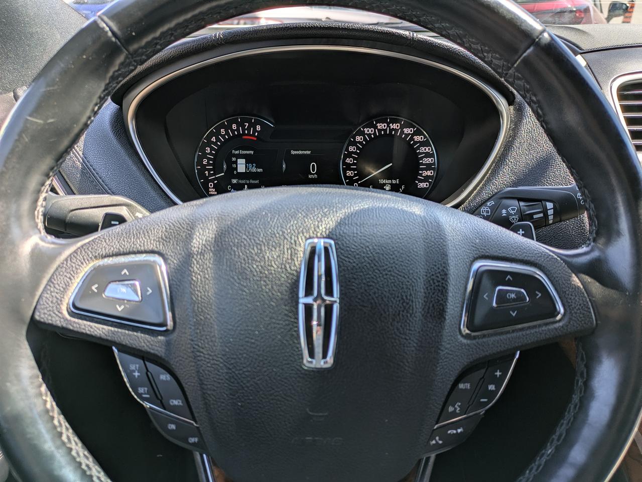 2017 Lincoln MKX Reserve Photo